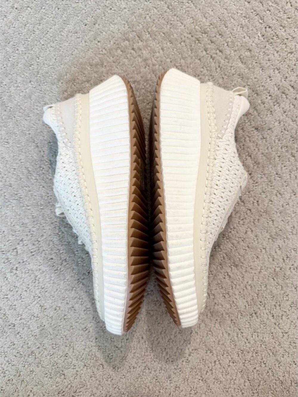 Dolce Vita Cream Dolen Crochet Sneaker (8.5) - Picture 9 of 10